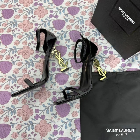 YSL   Heels Black Patent Leather - Picture 5 of 6